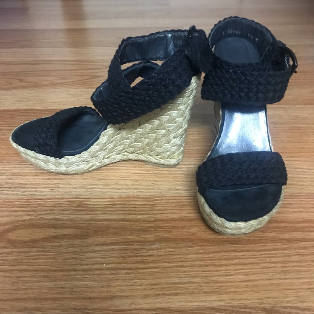 STUART WEITZMAN Alex Crochet Wedge Sandal